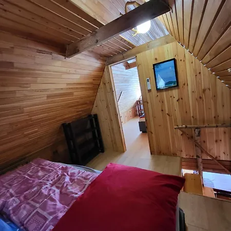 Letniskowy Caloroczny 94c Chalet